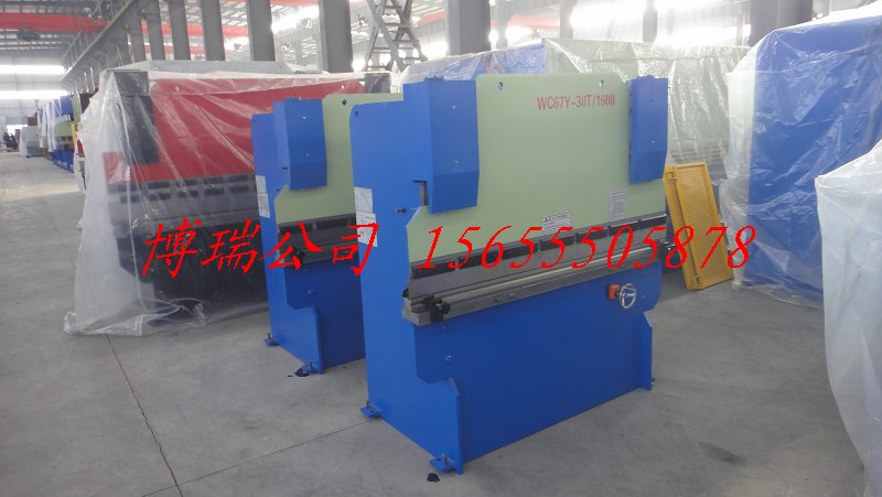 馬鞍山40噸2500折彎?rùn)C(jī)價(jià)格 馬鞍山40噸2500折彎?rùn)C(jī)價(jià)格